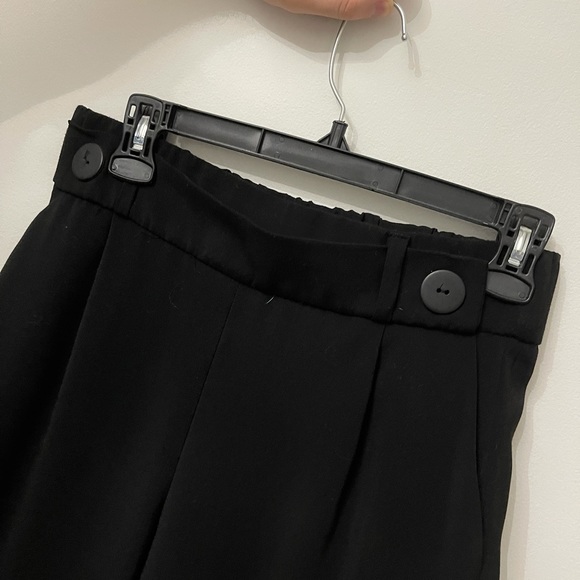 Black flowy pants - Picture 3 of 5